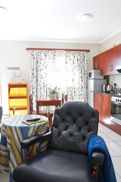 Mountain View Manor Hotel Grahamstown Szoba fotó
